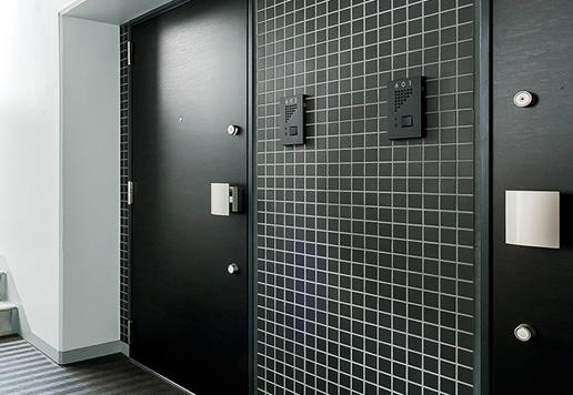 ダブルキー玄関ドア